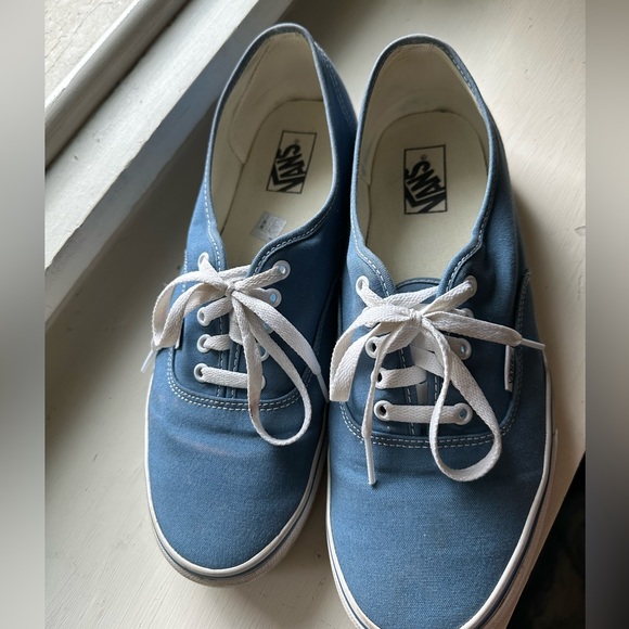 Vans shoes - Picture 2 of 4